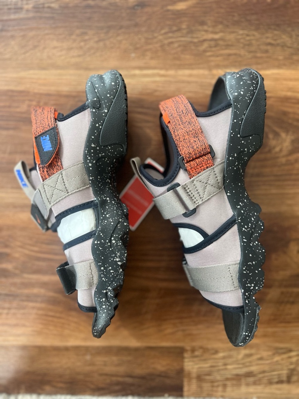 Nike Canyon Sandals Grey and Black/Grey Sandal with Orange Accents Men’s 12 - Picture 4 of 7